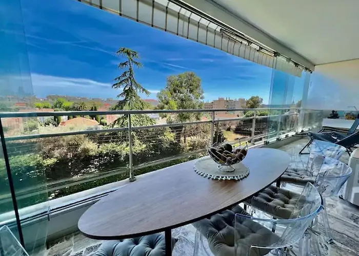 Grande Terrasse Vue Degagee Mer En Basse Californie