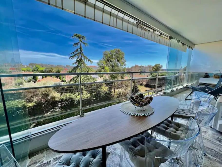 Appartement Grande Terrasse Vue Degagee En Basse Californie Cannes